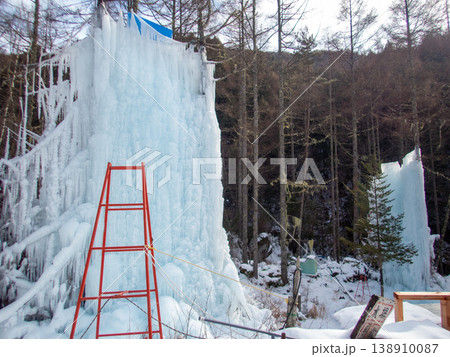 雪山の八ヶ岳、赤岳 雪山の八ヶ岳、赤岳 138910087