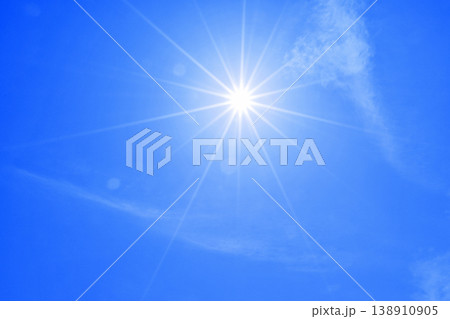 青空と太陽　直射日光 （ fix撮影 ) 138910905
