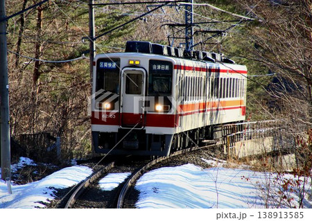 雪景色の会津路… 秘境駅『男鹿高原駅』へ　～6050系 138913585