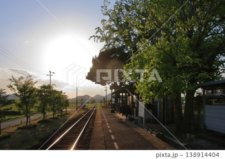 兵庫県加西市のローカル線 北条鉄道 網引駅 兵庫県加西市のローカル線 北条鉄道 網引駅 138914404