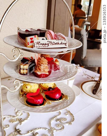 オシャレなケーキ 138916353