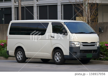 ワンボックスカー　イメージ 138917056