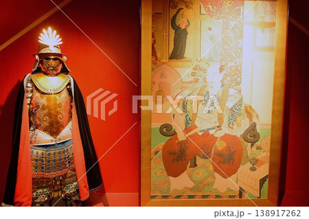 Oda Nobunaga's armor and A portrait Oda Nobunaga's armor and A portrait 138917262