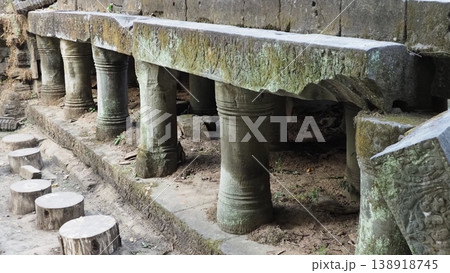アンコールワット ベン メリア遺跡 138918745