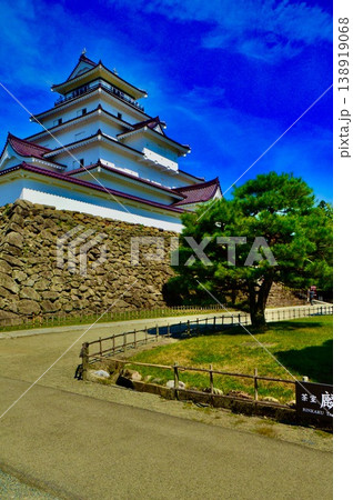 会津若松城(鶴ヶ城)の天守閣（福島県会津若松市追手町） 138919068