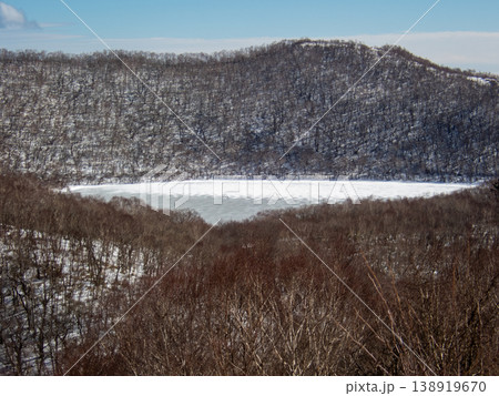 雪山の赤城山の登山ルートとその周辺 138919670