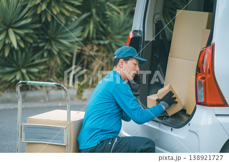 軽貨物ドライバー 138921727