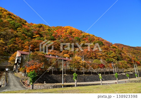 秋の釜石鉱山跡 138923398