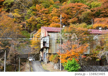 秋の釜石鉱山跡 138923405