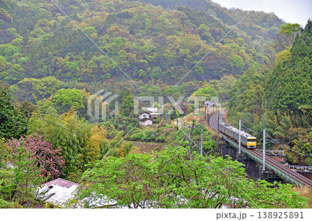御殿場線 山北-谷峨 JR東海 キヤ95系 DR2編成(名古屋) ドクター東海 御殿場線 山北-谷峨 JR東海 キヤ95系 DR2編成(名古屋) ドクター東海 138925891