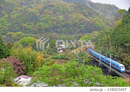御殿場線 山北-谷峨 小田急 60000形 MSE ふじさん 御殿場線 山北-谷峨 小田急 60000形 MSE ふじさん 138925897