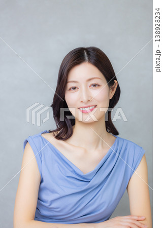 40代女性のビューティイメージ 138928234