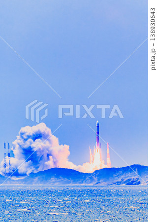 種子島から宇宙へ飛び立つH-IIIロケット 138930643