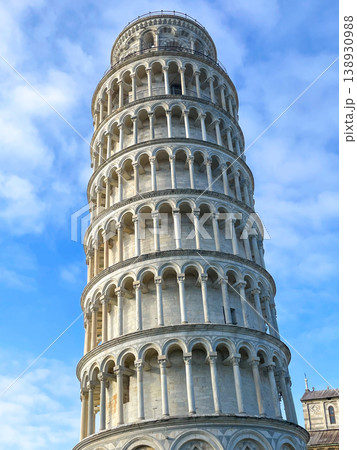 イタリアの世界遺産　ピサの斜塔 138930988