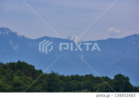 山梨県 八ヶ岳PAからの北岳の眺め 山梨県 八ヶ岳PAからの北岳の眺め 138931683