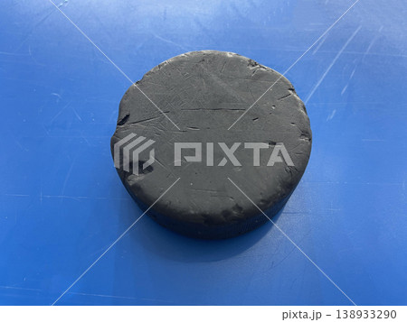 hockey washer isolated on bley background 138933290