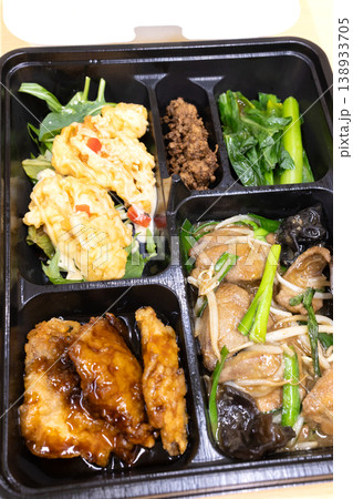 美味しいレバニラ炒めなどの中華料理 美味しいレバニラ炒めなどの中華料理 138933705