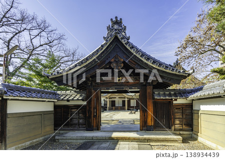 名古屋市街 徳源寺 中門 愛知県名古屋市 名古屋市街 徳源寺 中門 愛知県名古屋市 138934439