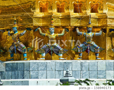 Thai Travel Landmark Wat Phra Kaeo, Temple of the Emerald Buddha Bangkok, Thailand, Asia Thai Travel Landmark Wat Phra Kaeo, Temple of the Emerald Buddha Bangkok, Thailand, Asia 138940173