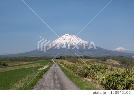 羊蹄山への道 138943106