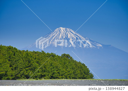 【静岡県】三保の松原と富士山 【静岡県】三保の松原と富士山 138944827