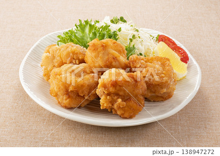 鶏むね肉の塩唐揚げ 138947272