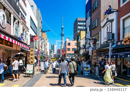 【東京都】浅草から見える東京スカイツリー 【東京都】浅草から見える東京スカイツリー 138948117
