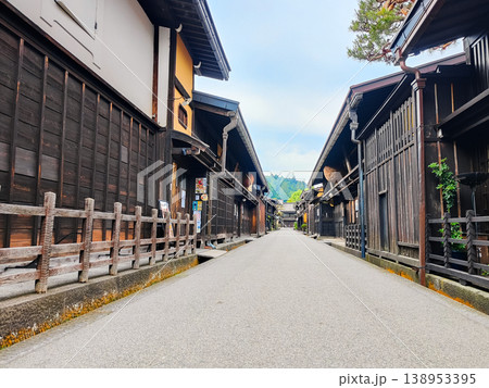 飛騨高山の古い町並 飛騨高山の古い町並 138953395