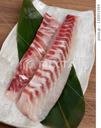 刺身　クロダイの切り身 138953564