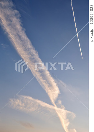 飛行機雲 138954028