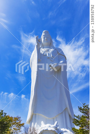 仙台大観音　仙台天道白衣大観音 138958792