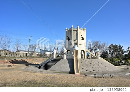 西海岸公園のお城公園と遊具広場(新潟県新潟市) 西海岸公園のお城公園と遊具広場(新潟県新潟市) 138958962