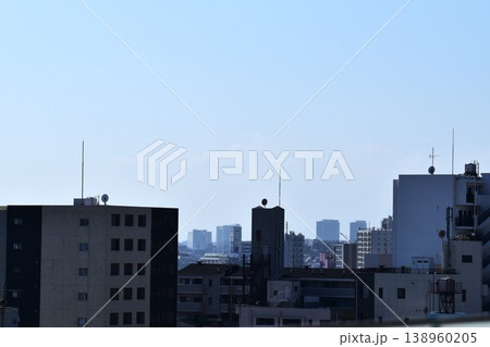 黄砂が飛来した都心風景 黄砂が飛来した都心風景 138960205