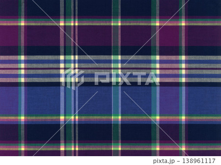 ポップでカラフル、マドラスチェックのおしゃれ生地	 138961117