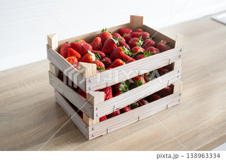 Fresh strawberries Fresh strawberries 138963334