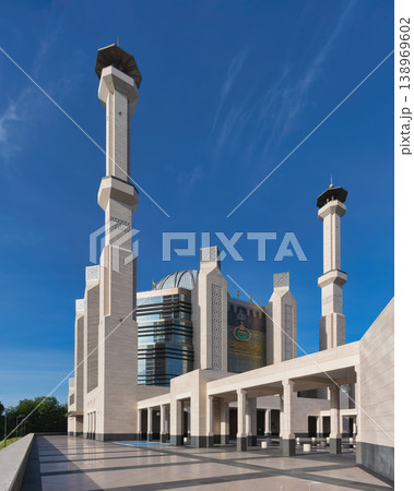 Balai Khazanah Islam Sultan Haji Hassanal Bolkiah with modern architecture and minarets in Bandar Seri Begawan Brunei 138969602