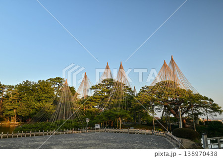冬の兼六園 冬の兼六園 138970438