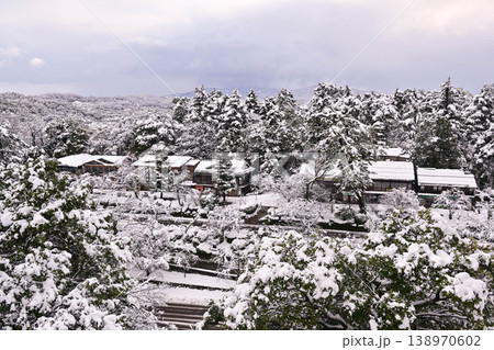 雪景色が美しい兼六園 雪景色が美しい兼六園 138970602