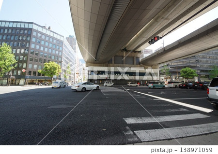 大阪市本町の船場センター 138971059