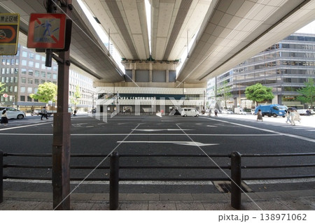大阪市本町の船場センター 138971062