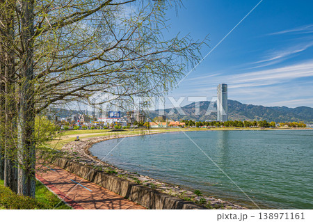 琵琶湖風景　滋賀県大津市 138971161