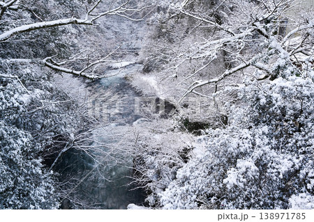 鶴仙渓の雪景色 鶴仙渓の雪景色 138971785