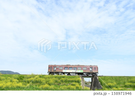 早春の信楽高原鉄道 138971946