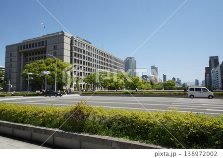 大阪市役所　中の島公園 138972002