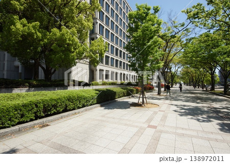 大阪市役所　中の島公園 138972011