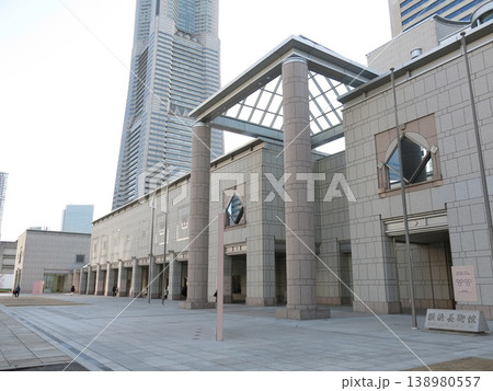 横浜市西区みなとみらいの横浜美術館 横浜市西区みなとみらいの横浜美術館 138980557