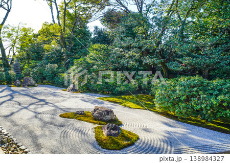 建仁寺 方丈西の庭園 建仁寺 方丈西の庭園 138984327