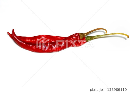 Dry red pepper isolated on white background 138986110