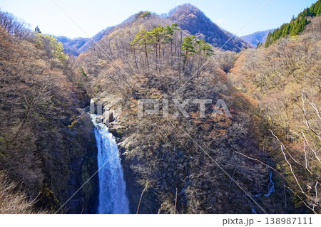 滝見台より秋保大滝を望む 138987111