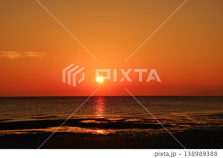 有明海の日の出の光景 有明海の日の出の光景 138989388